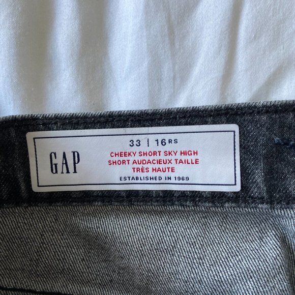 GAP Cheeky Short Sky High Black Jean Comfy Shorts - Picture 3 of 3